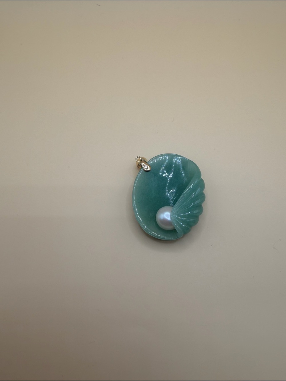 14k Yellow Gold Freshwater Pearl & Jade Shell Pendant